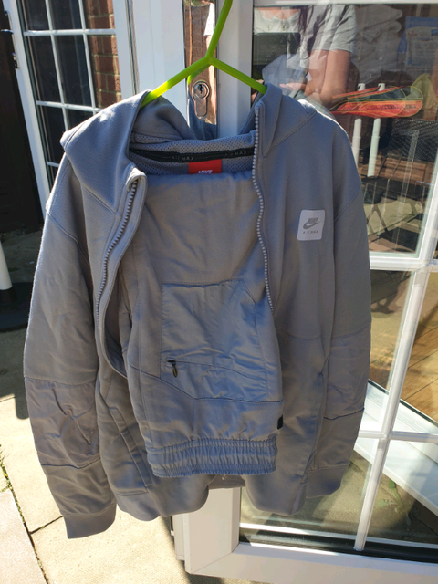 boys nike air max tracksuit